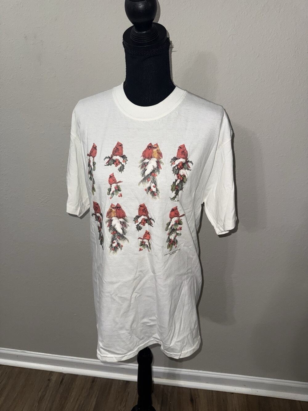 Vintage Carolyn Shores Wright Red Cardinals T Shirt Medium M Winter Snow Birds